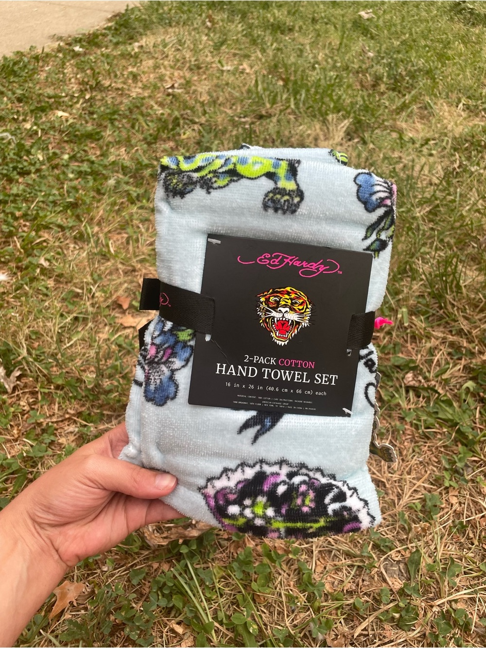 Ed Hardy Light Blue Floral Tiger Hand Towel Set